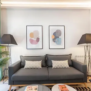 Mit House Iriarte En , Madrid España